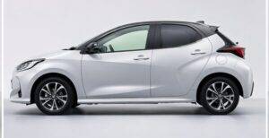 トヨタ　ヤリス