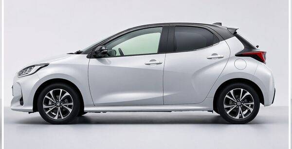 トヨタ　ヤリス