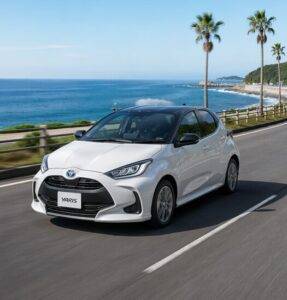 トヨタ　ヤリス